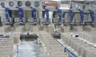 Automatic casting line for tanks, applicable to different molds (Number of mold parts: 2)